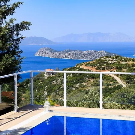 Sleeps 4 Pool Air Con Wifi فيلة Bugus